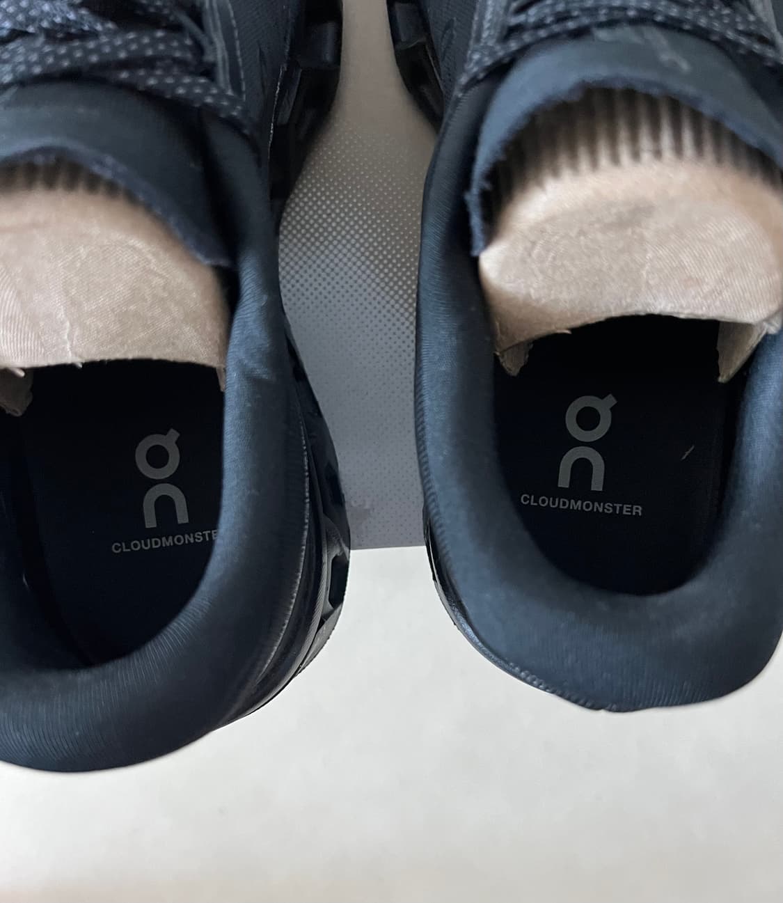 온 러닝 클라우드몬스터2 상품이미지7