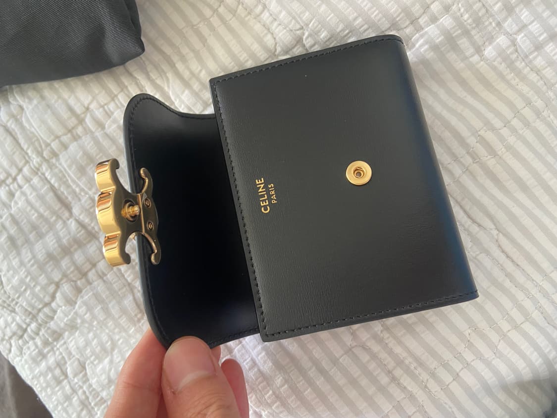 셀린느 여성반지갑 새상춤 상품이미지4