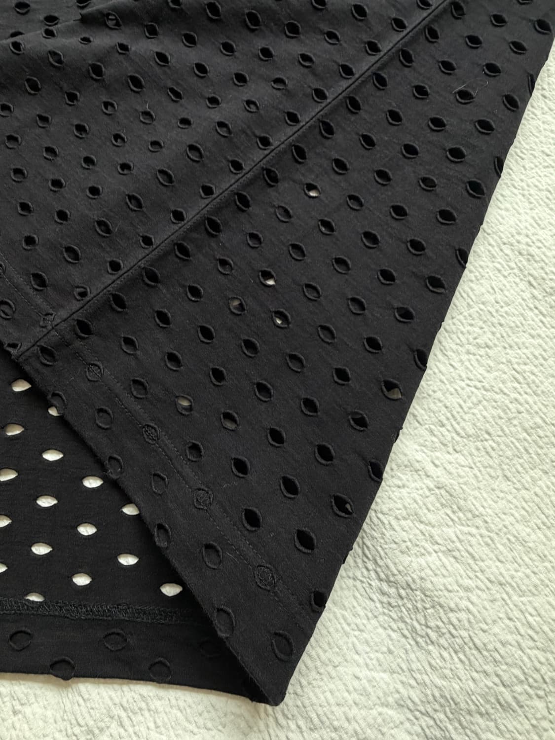 준야와타나베 펀칭 티셔츠 상품이미지3