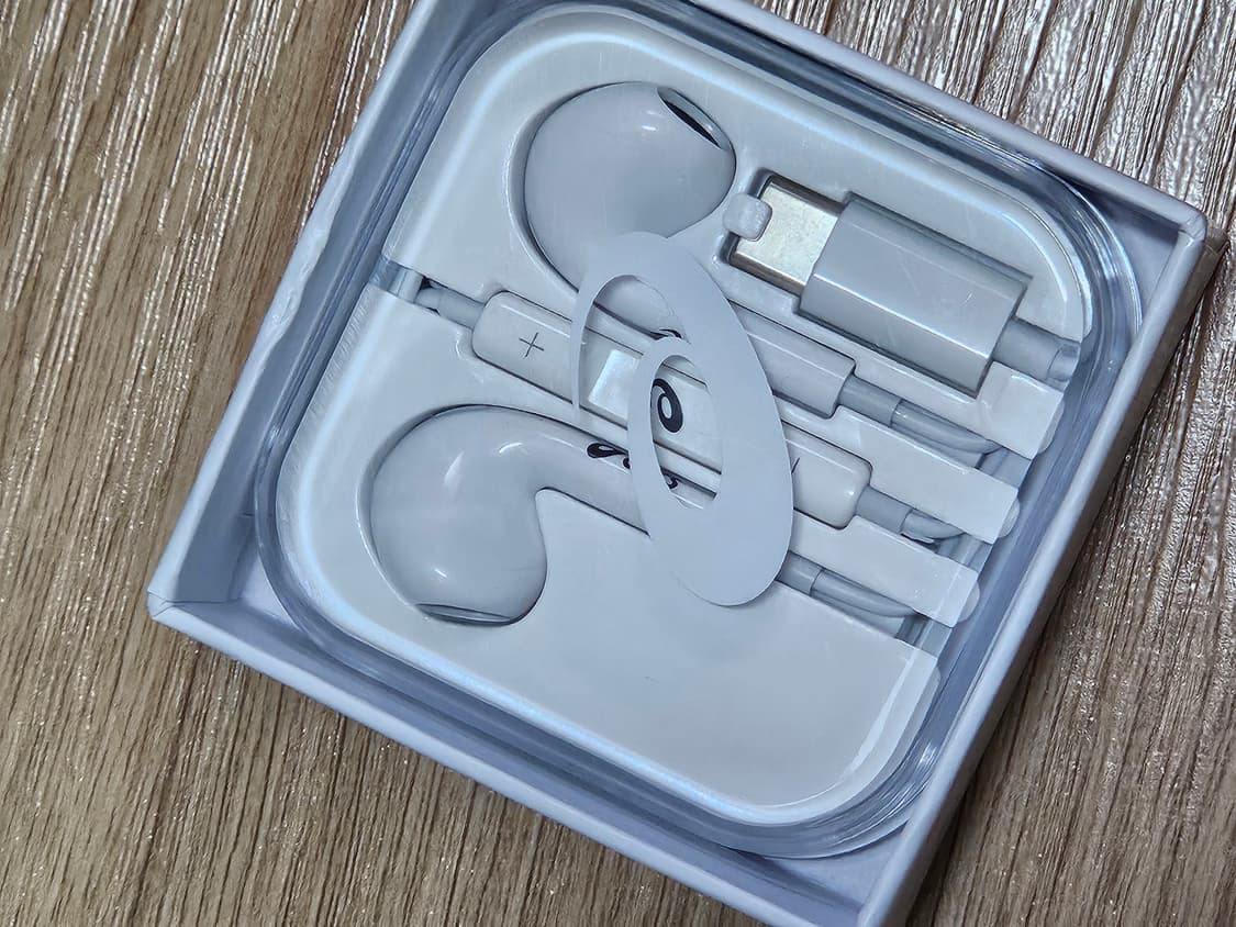 아식스 줄이어폰 상품이미지1