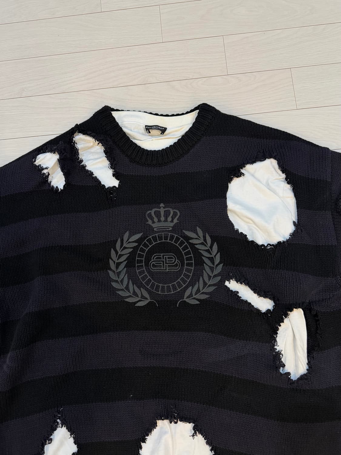 Balenciaga 발렌시아가 디스트로이드 니트 L 상품이미지10