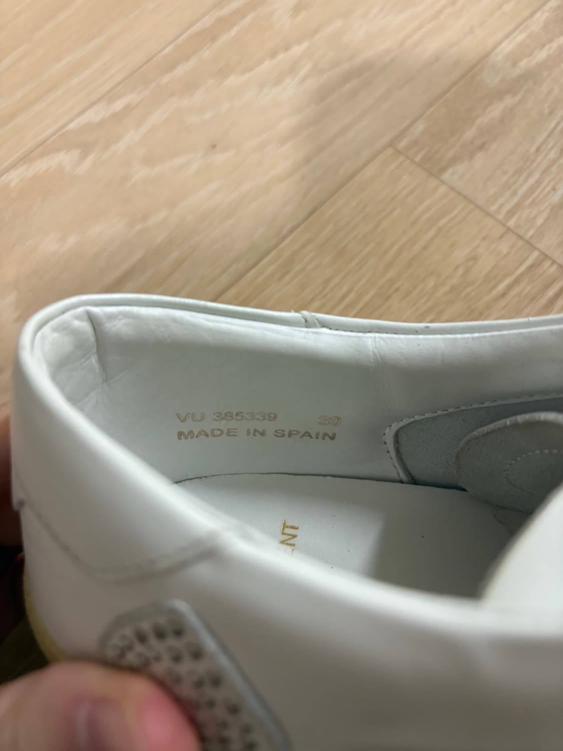 saint laurent 생로랑 스터드 스니커즈 39 상품이미지3