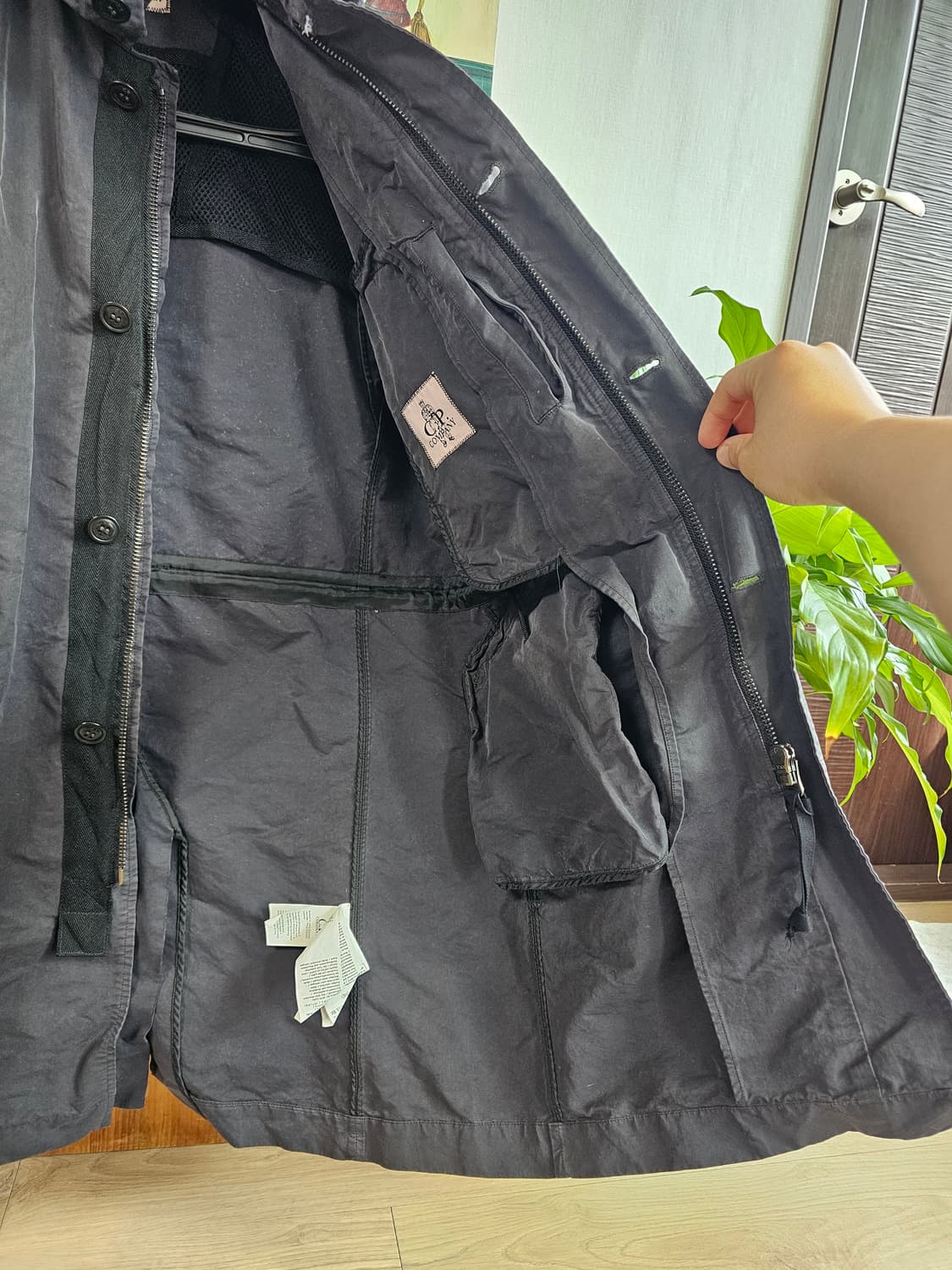 유일매물.씨피 CP컴퍼니 롱 야상 자켓 팔아요.다크 그레이 100 사이즈 상품이미지7