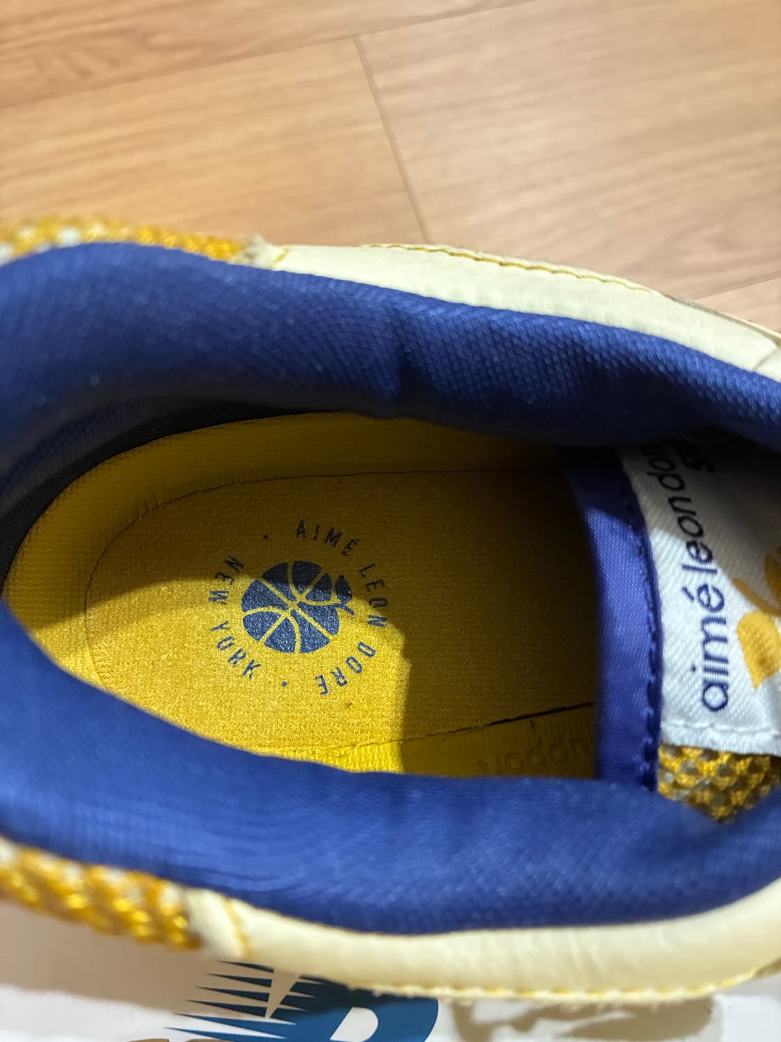 에임레온도르X뉴발란스 550 275 상품이미지7