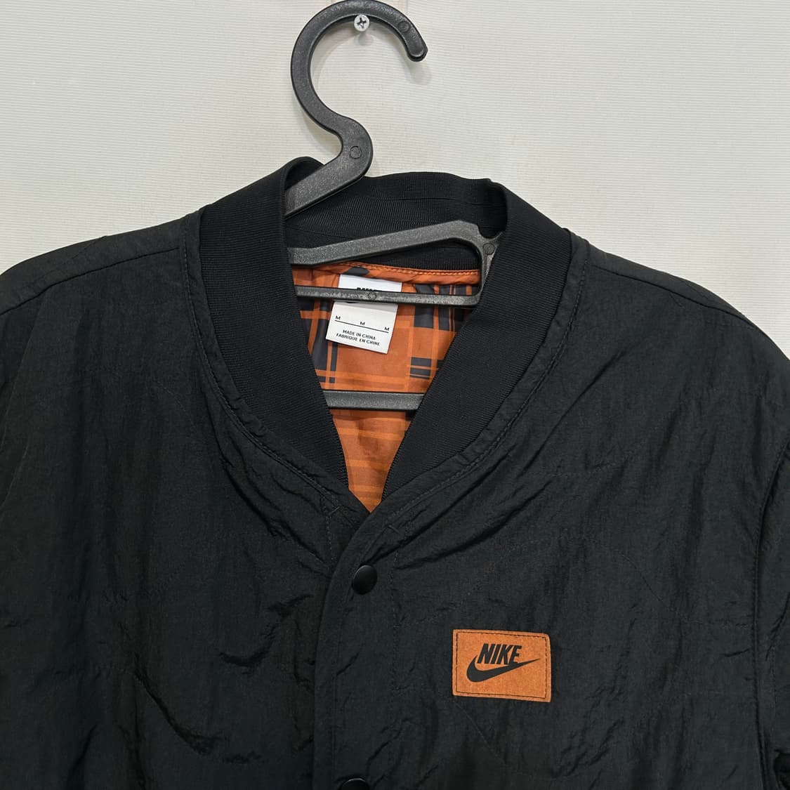 나이키 블랙 버튼 누빔 자켓 95 남녀공용 상태최상 상품이미지3
