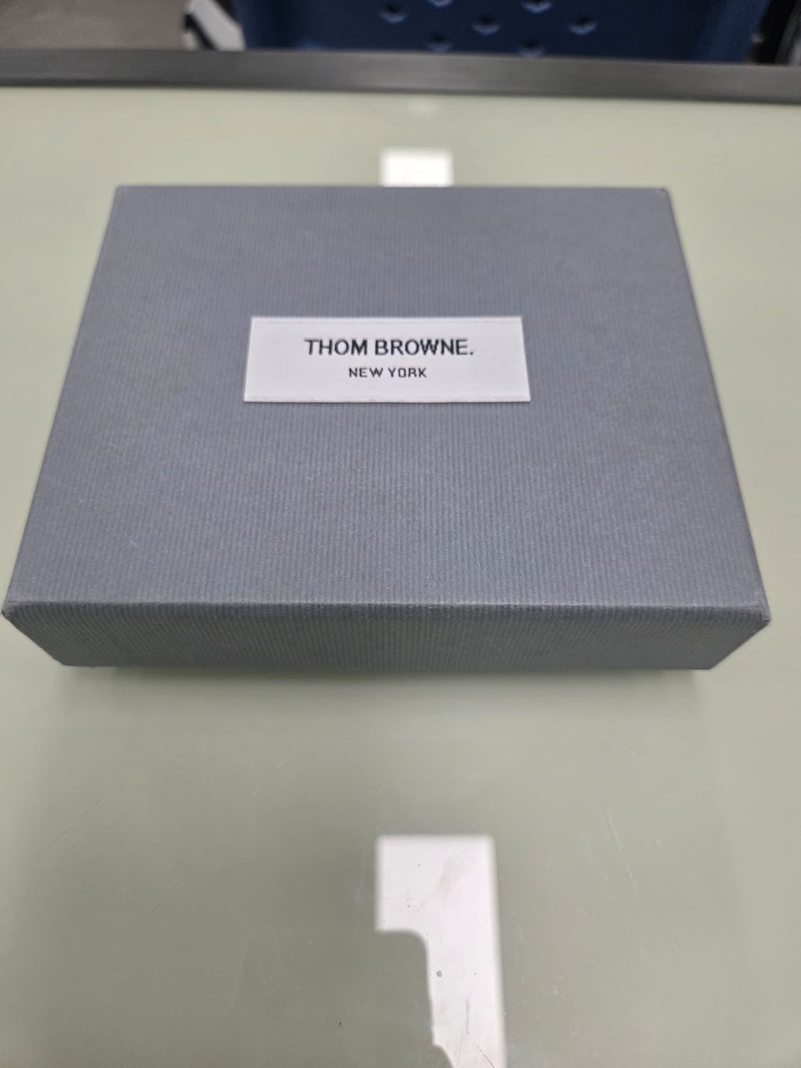 톰브라운 카드 지갑 판매합니다 상품이미지3