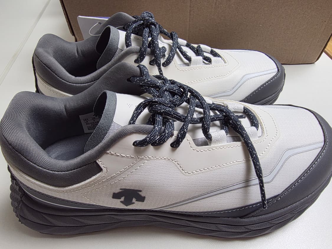 데상트 트레이닝 운동화 240 상품이미지3