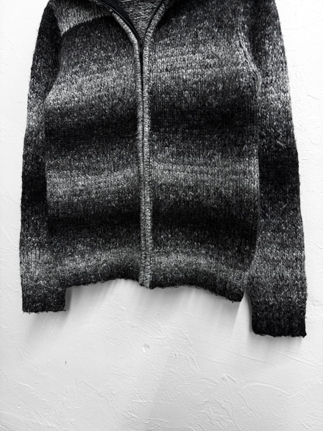 puckish girl 하이넥 옴브레 니트집업 상품이미지4