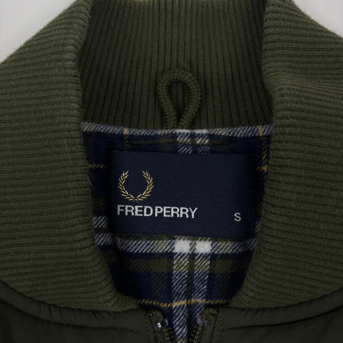 프레드 페리 패딩 조끼 상품이미지6