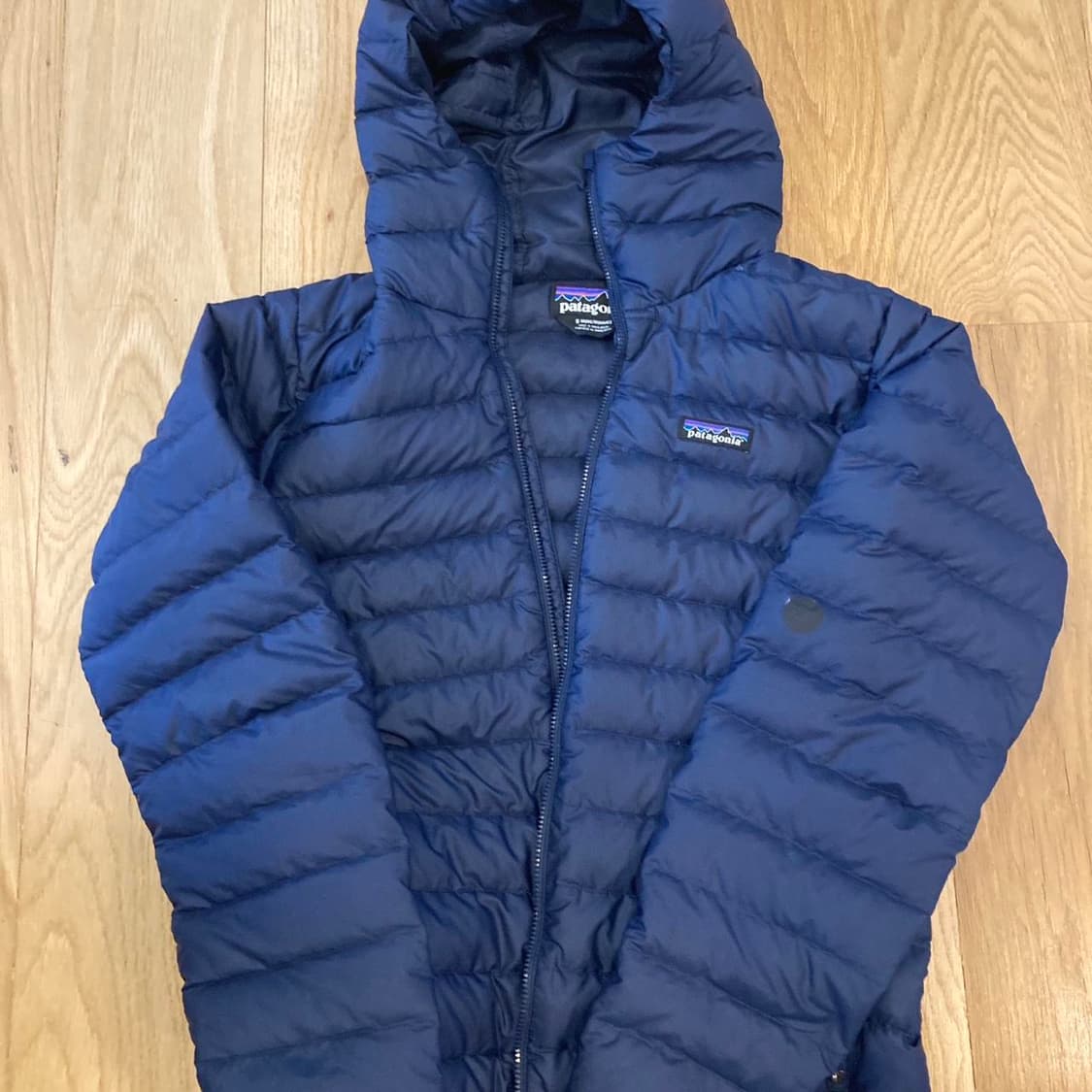 파타고니아 멘즈 후디 경량패딩 상품이미지1