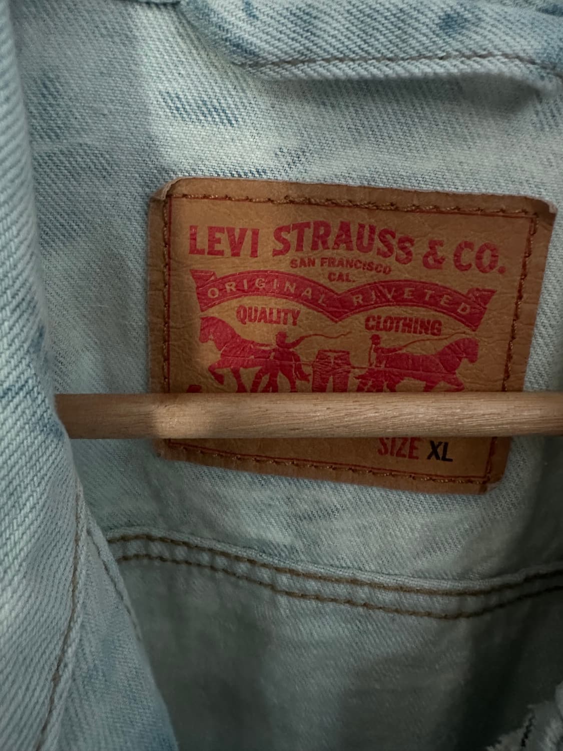 리바이스 블리치 워싱 트러커 데님 자켓 상품이미지4