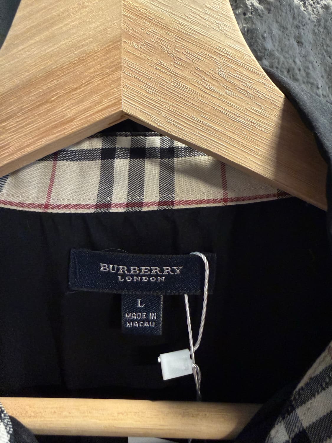 버버리 BURBERRY 블랙 체크 트리밍 셔츠 블랙 L 상품이미지5