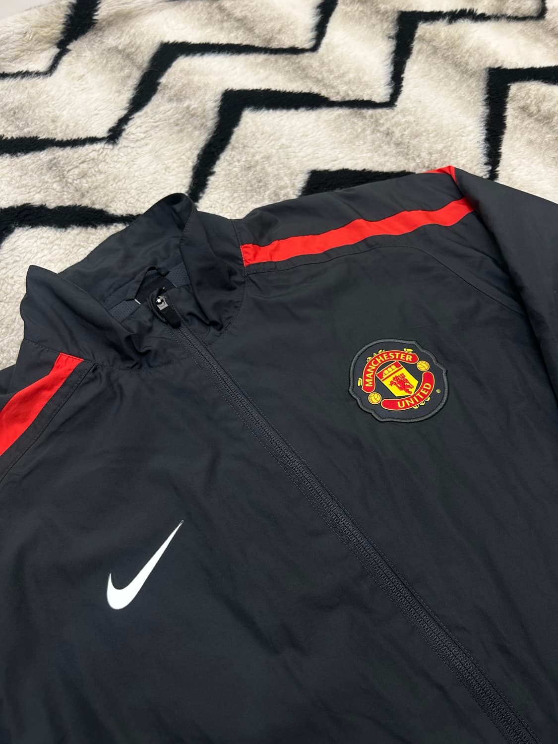 [실측2XL]나이키 10-11 맨유 바람막이/짙은그레이 레드 상품이미지1
