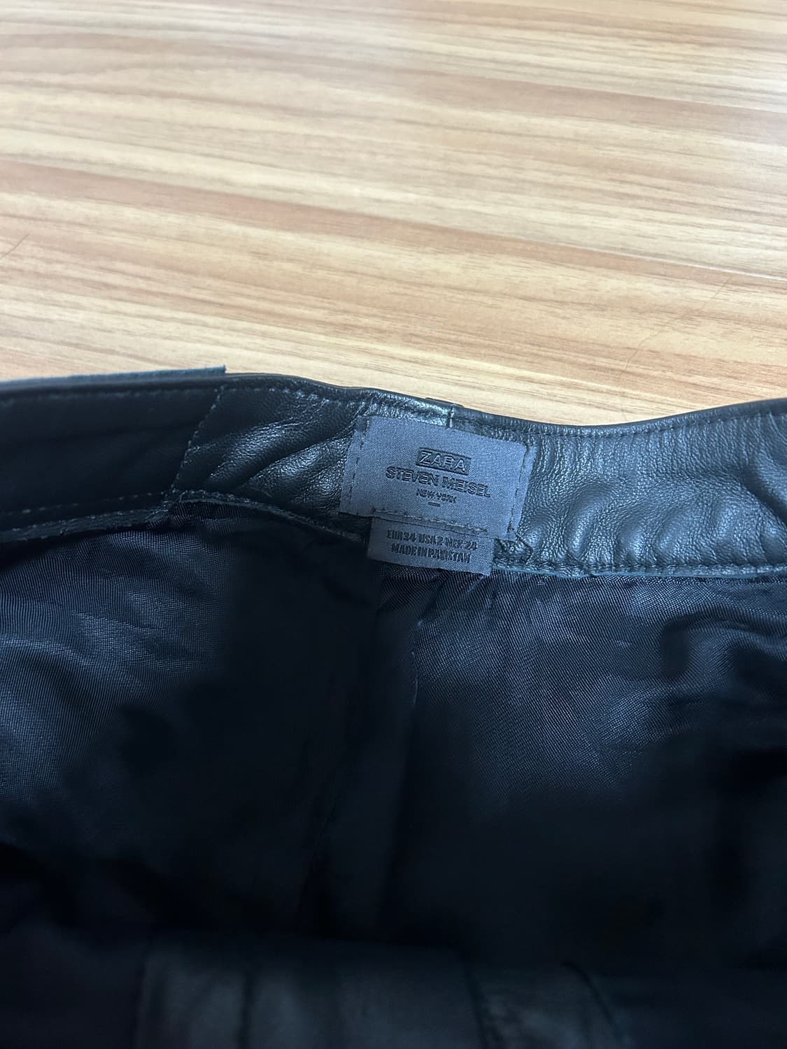 자라 × 스티븐 마이젤 양가죽 팬츠 상품이미지3