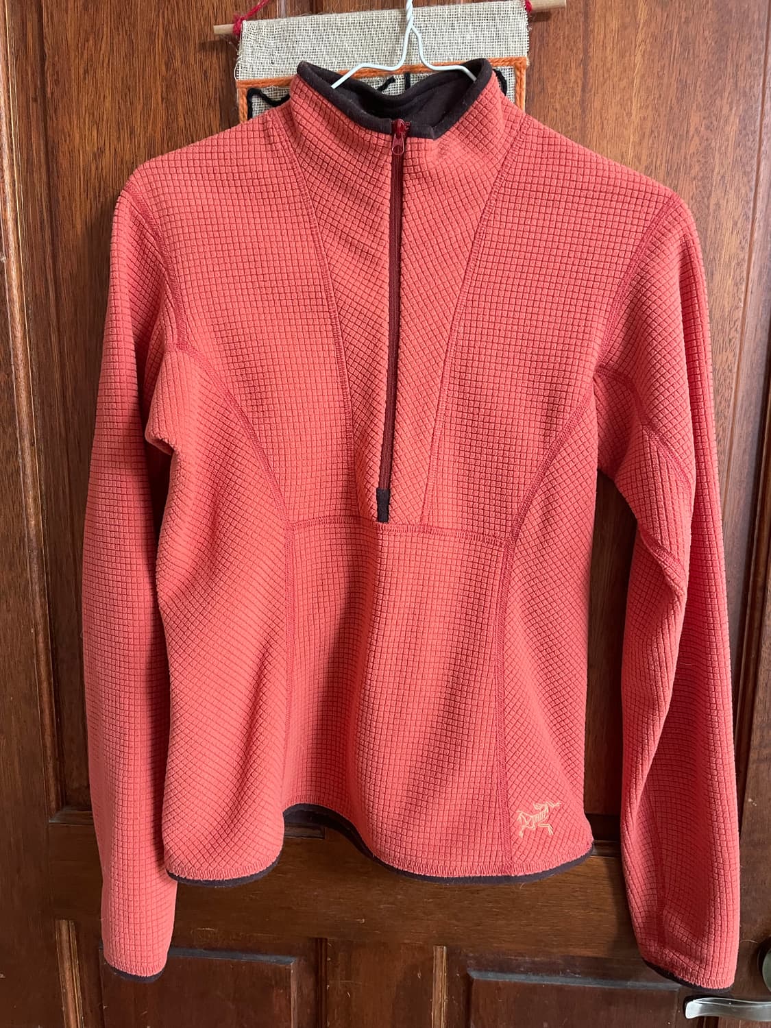 아크테릭스 반집업 여성xs 상품이미지1