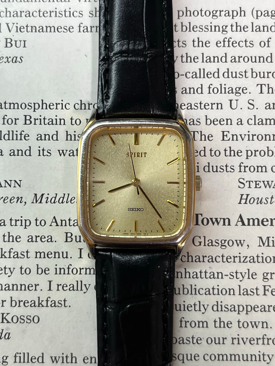 Seiko Quartz Spirit Tank Watch 상품이미지1