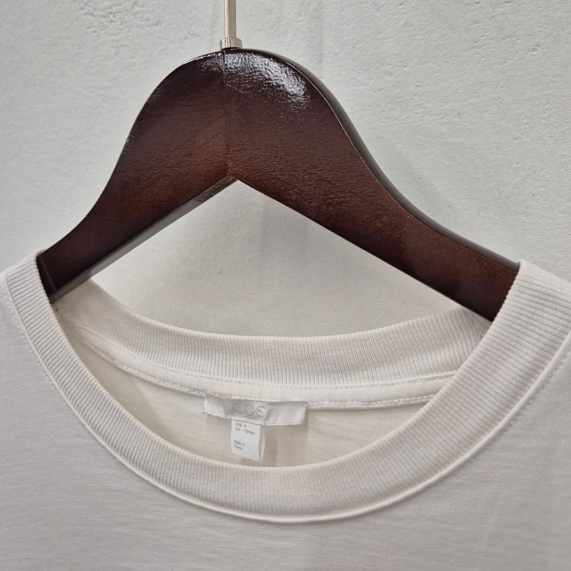 코스 릴랙스드핏 코튼 티셔츠 M 상품이미지3