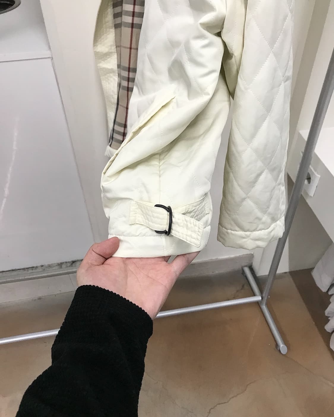 버버리 아이보리 투웨이 퀼팅 자켓 상품이미지6