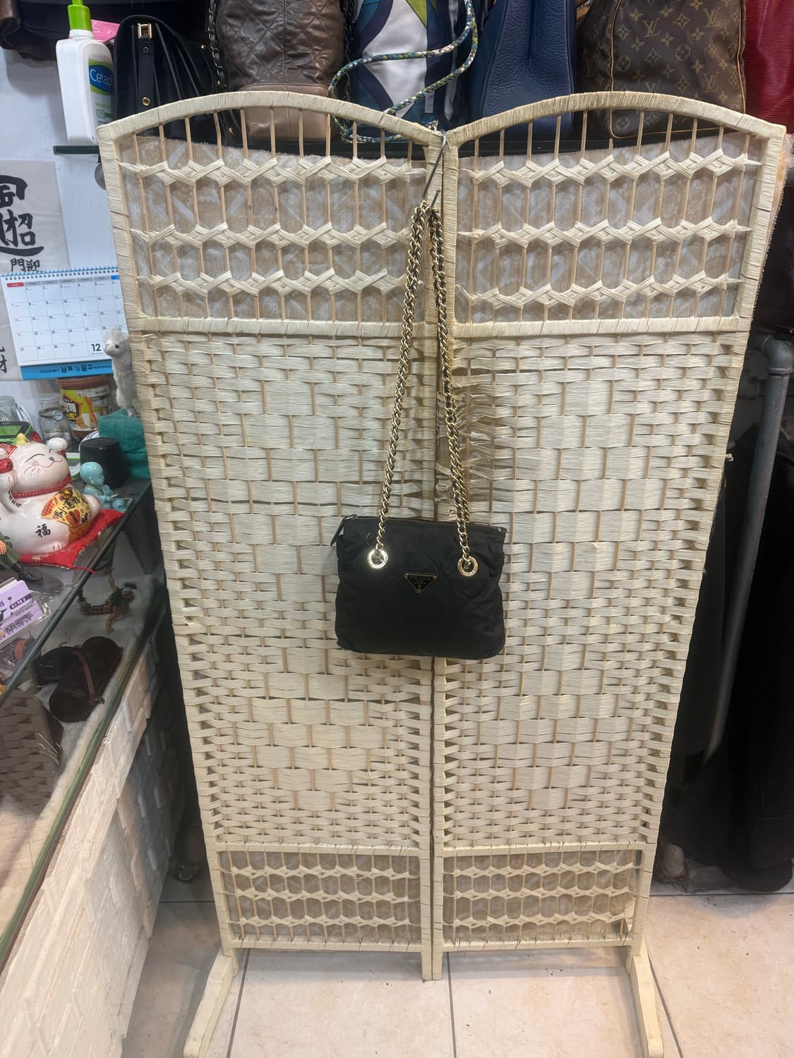 정품 프라다 퀄팅 체인 숄더백 팝니다 상품이미지1