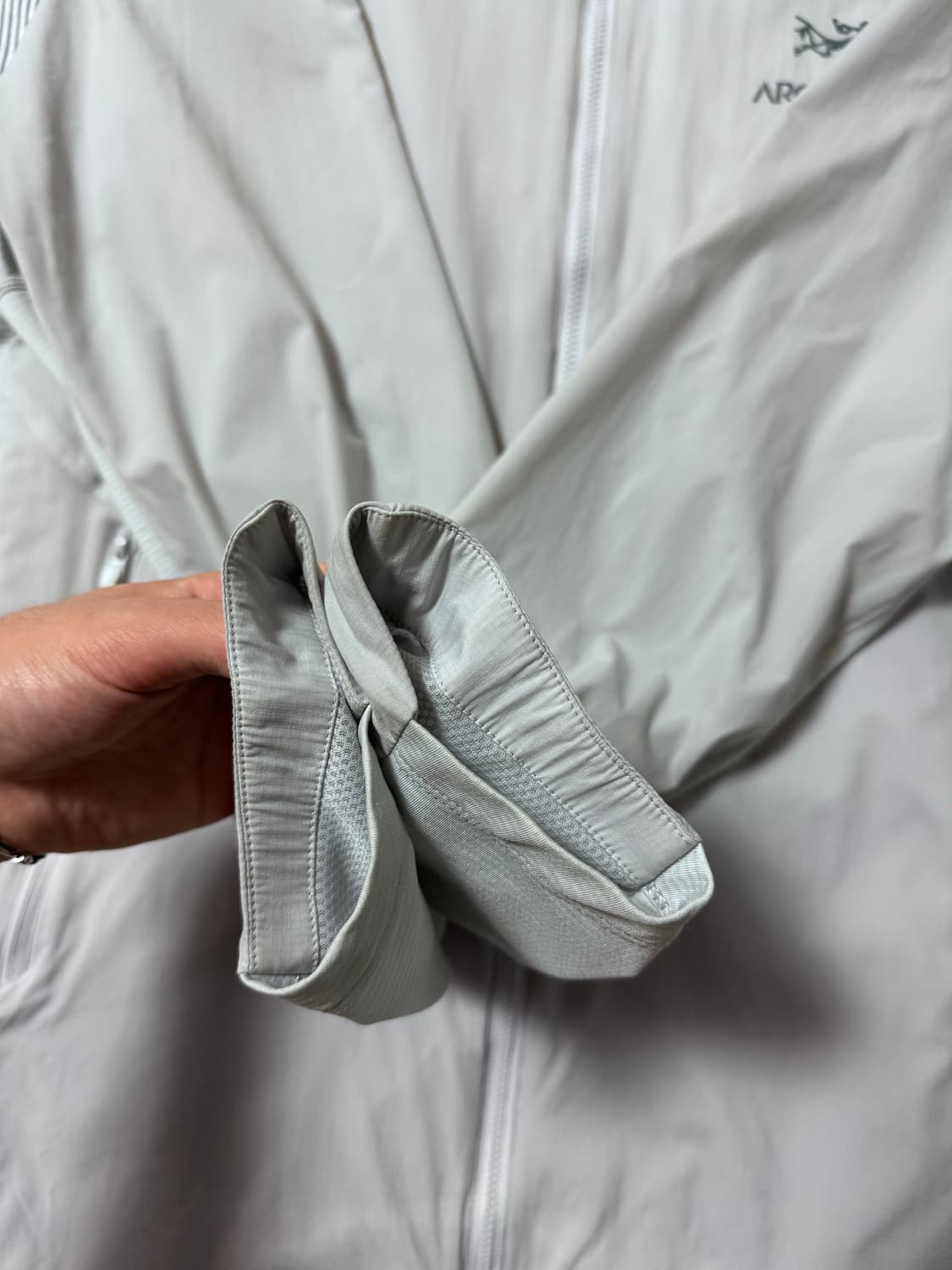 (새상품급) 아크테릭스 아톰 sl 후디 솔리튜드  상품이미지7