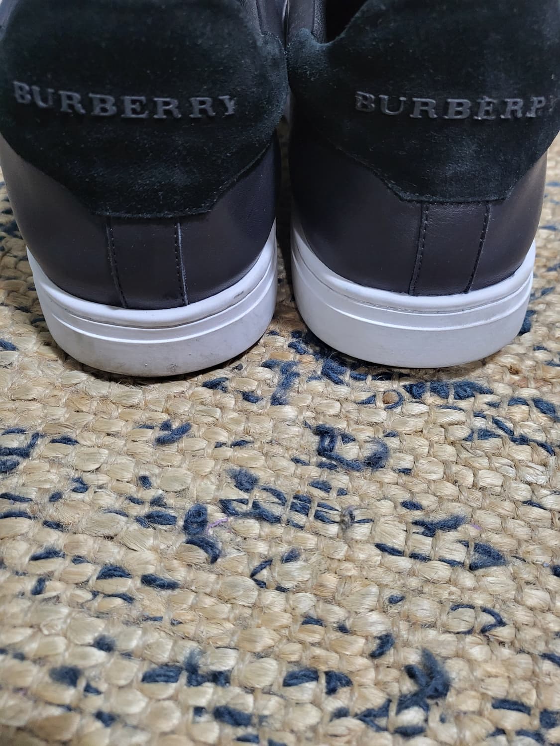 버버리 남성 체크 슬립온 상품이미지4