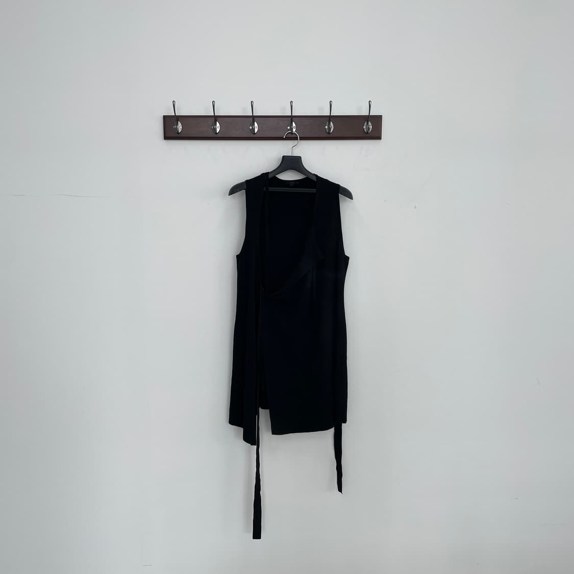 코스 블랙 랩 스타일 끈 나시 원피스 상품이미지2