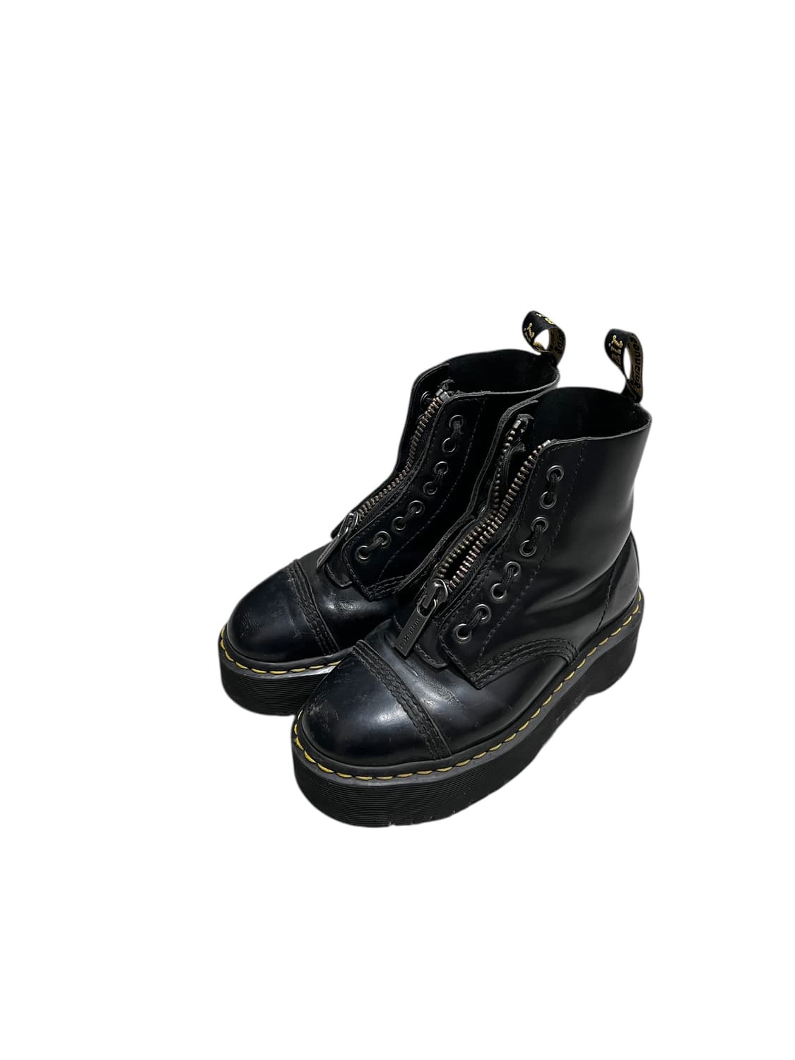 Dr.Martens 상품이미지1