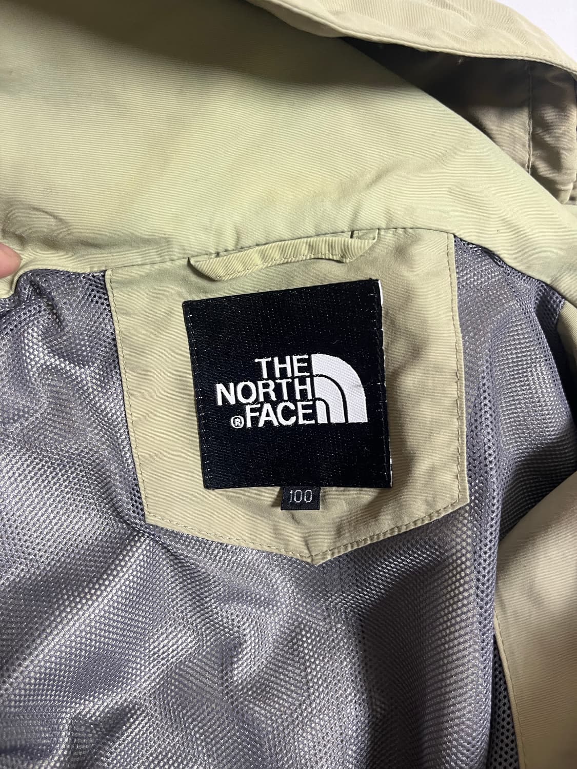 노스페이스 카키 바람막이 자켓 100 상품이미지3