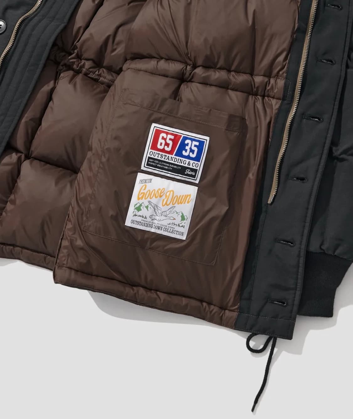 [M] 아웃스탠딩 빈티지 카라코람 구스다운 새상품 상품이미지9