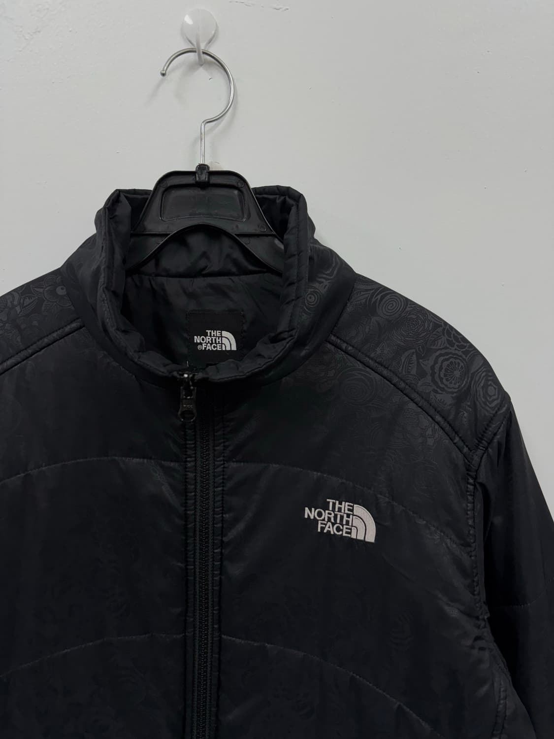 노스페이스 우먼 경량패딩 상품이미지3