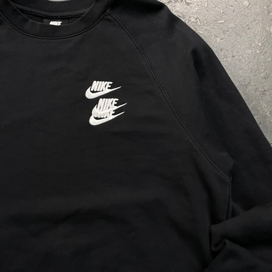 100 나이키 월드투어 맨투맨 상품이미지2