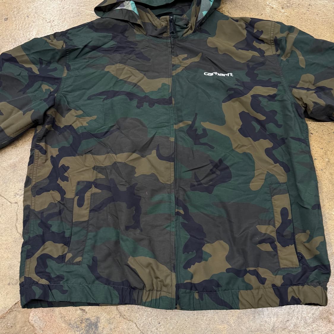 칼하트 카모 밀리터리 후드 바람막이 자켓 상품이미지3