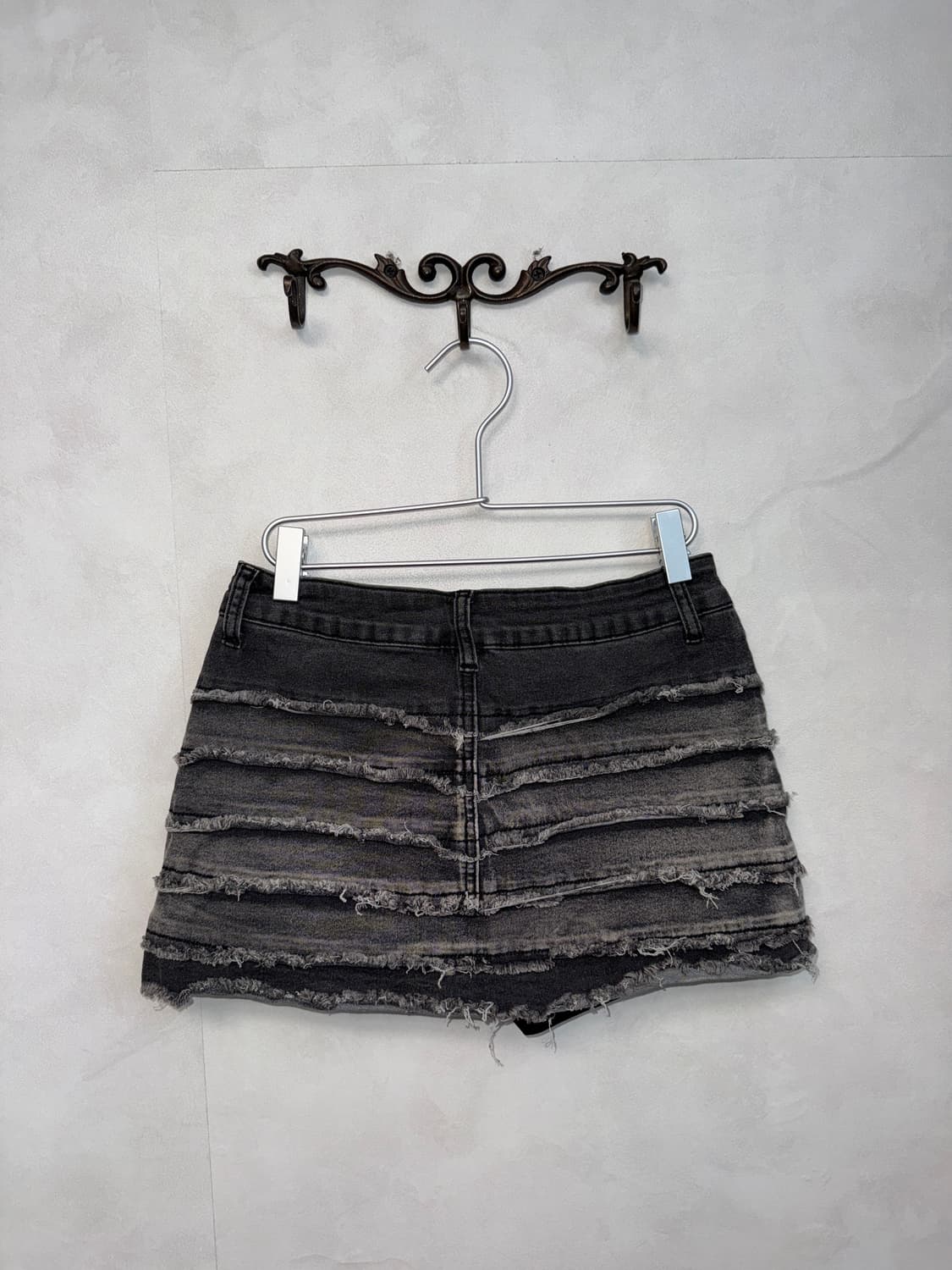 Washing black denim destroyed layered sk 상품이미지3
