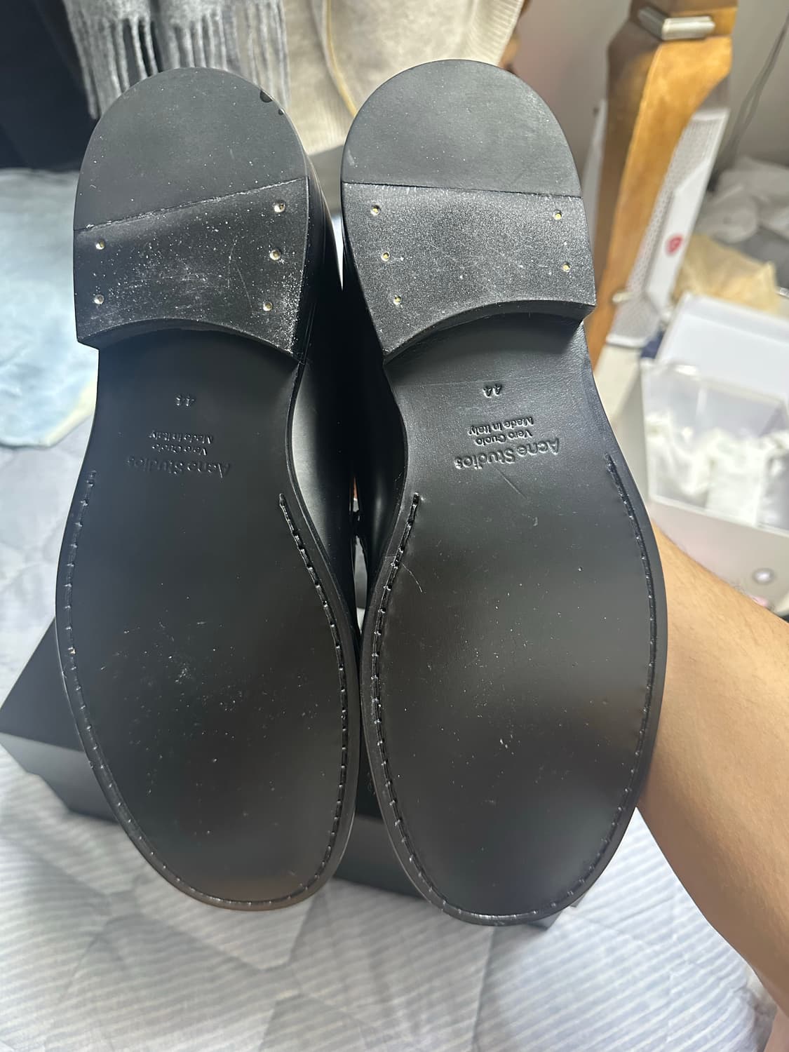 [44] 아크네스튜디오 AS 블랙 로퍼 주우재신발 상품이미지4