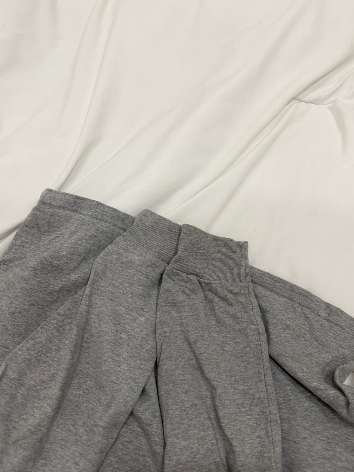 데우스 엑스 마키나 서울 컬리지 롱슬리브 티셔츠 그레이 말 S사이즈 상품이미지3