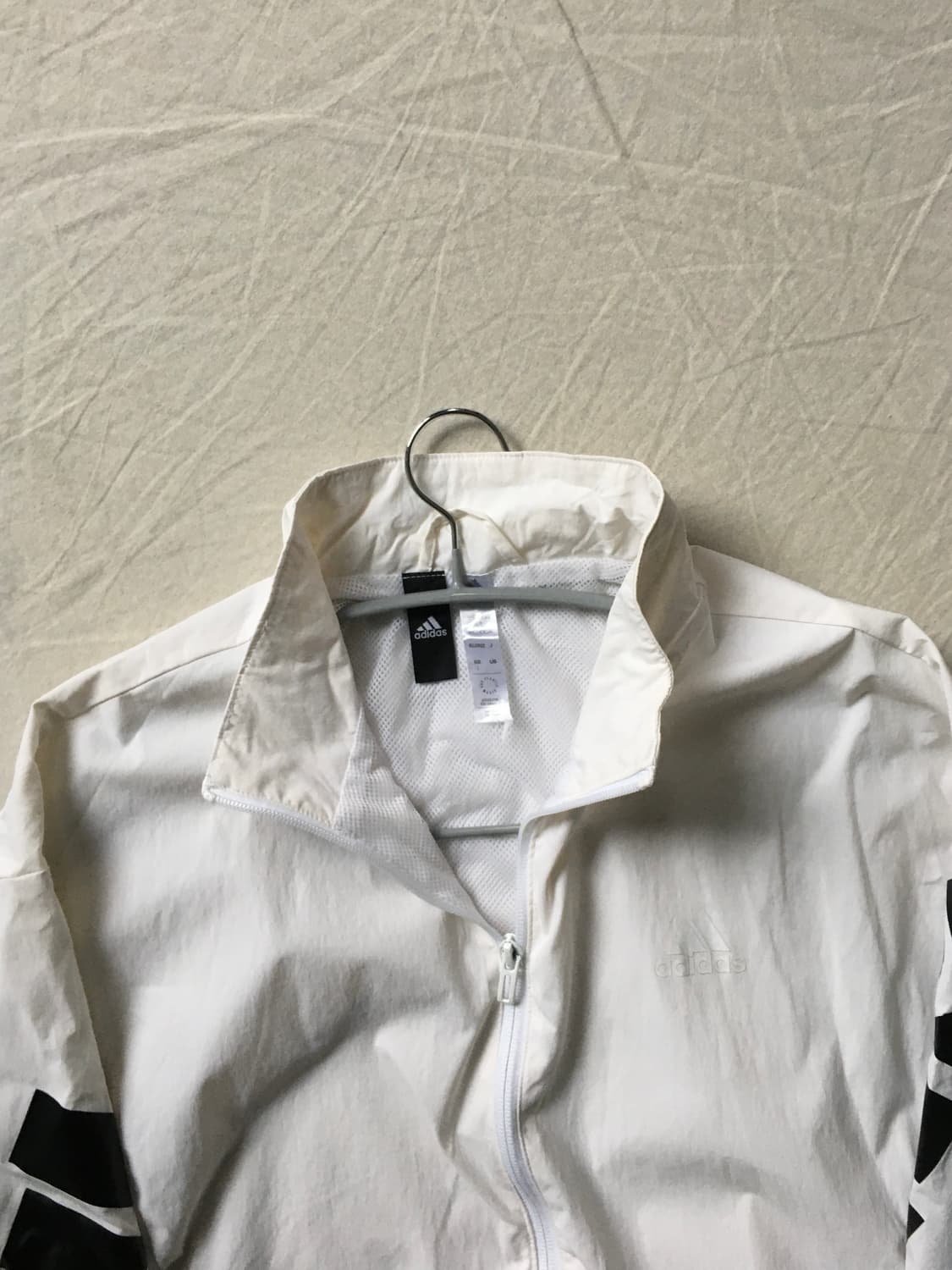 아디다스 삼선로고 바람막이 집업 상품이미지4