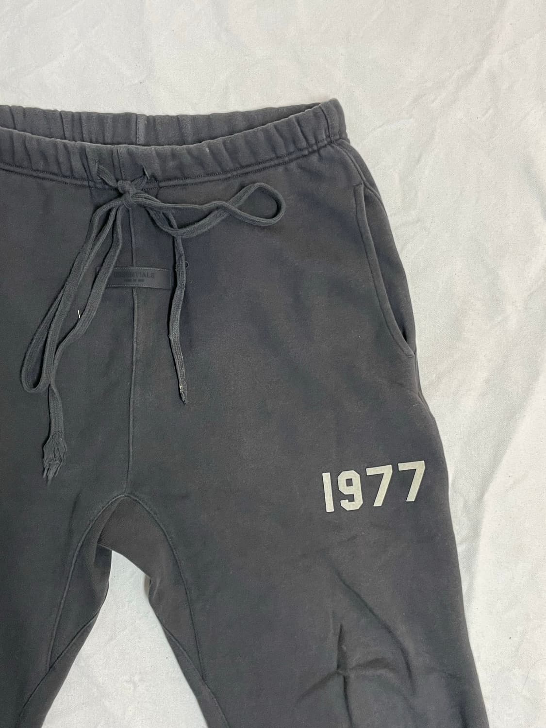 에센셜 스웻팬츠  상품이미지2