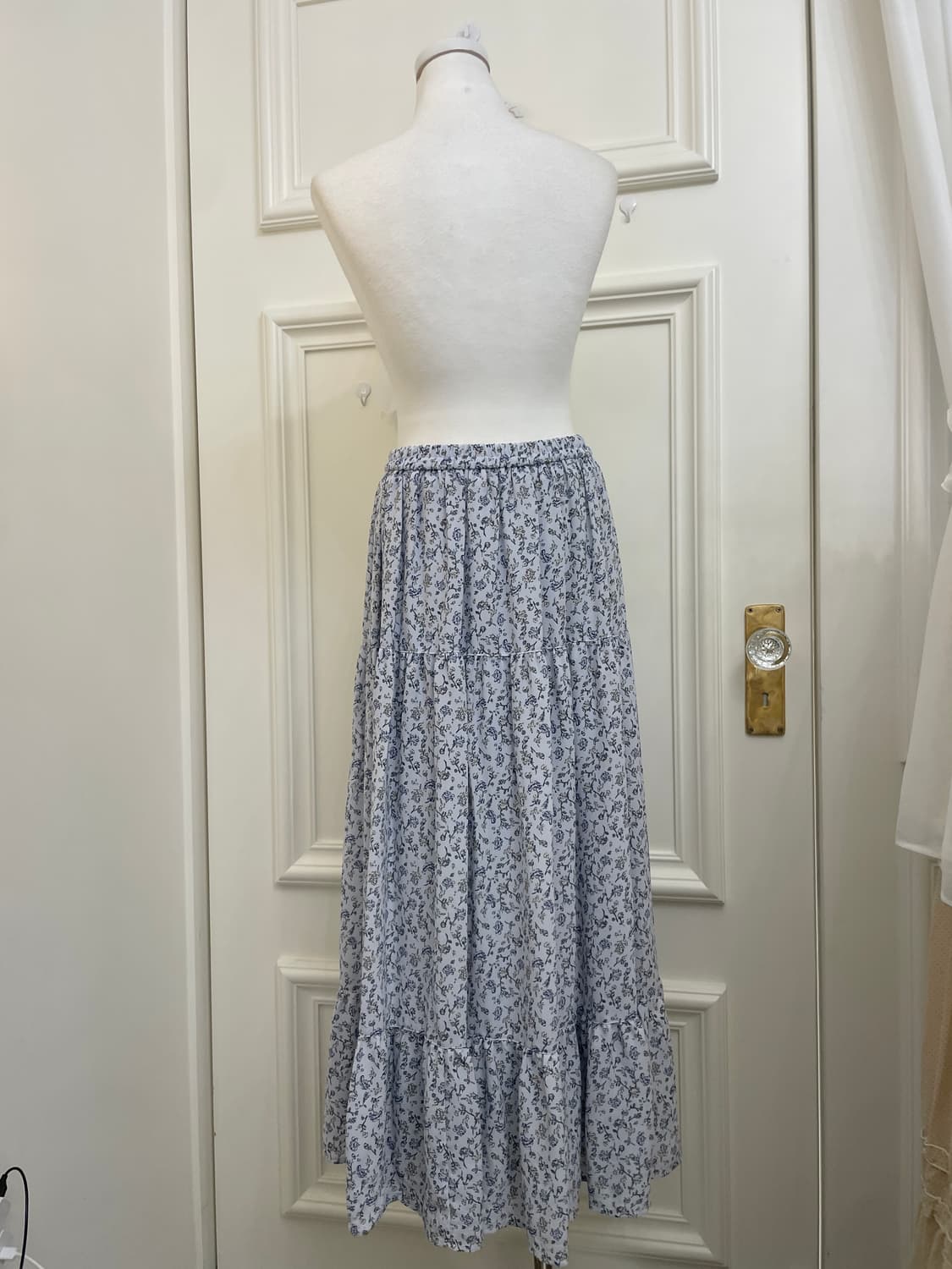 sky blue flower shirring long skirt 상품이미지3