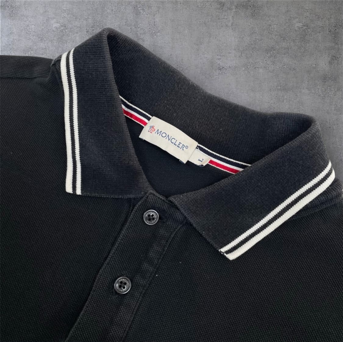 몽클레어 Moncler 블랙 로고 패치 반팔 카라티 L 상품이미지3