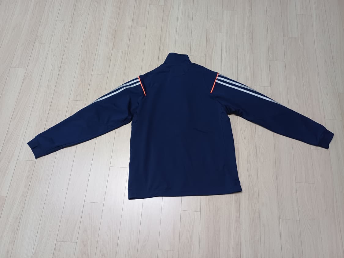 아디다스 트랙탑  상품이미지4