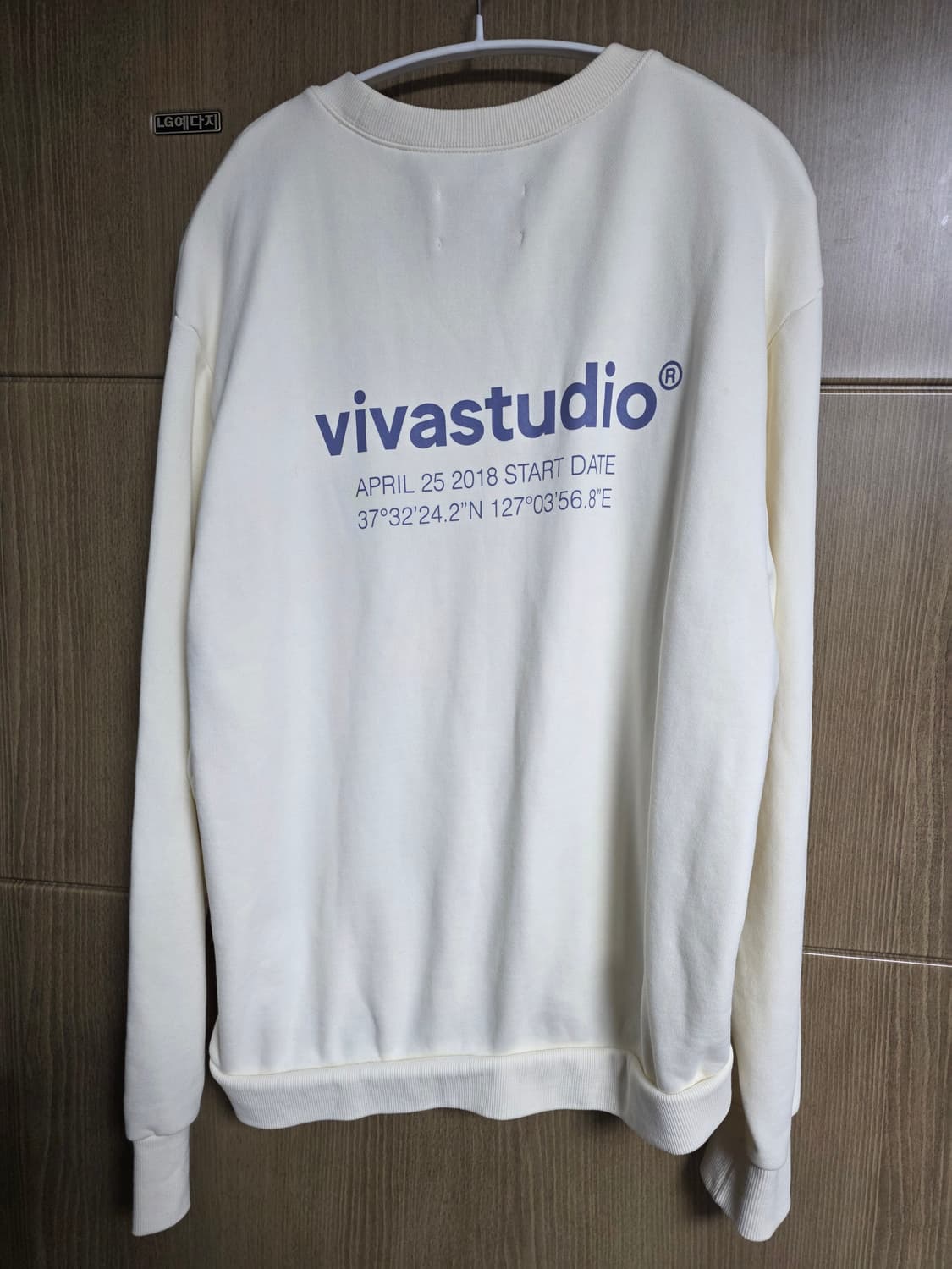 비바스튜디오 맨투맨 상품이미지2