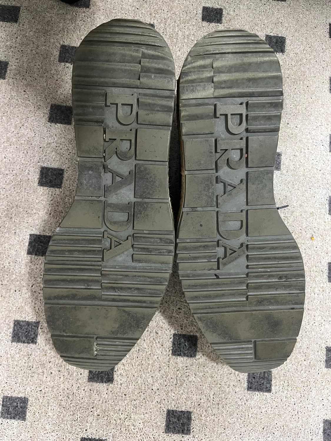 프라다 윙팁 클리퍼 275 상품이미지4