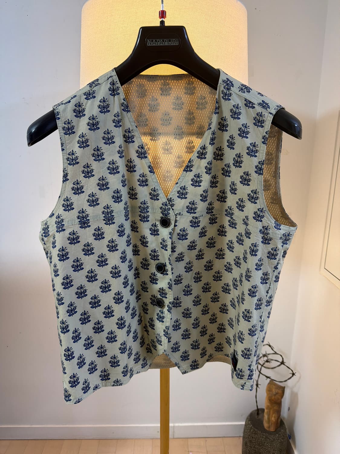 르쏘넷 플라워 패턴 베스트 조끼 (라운딩 의류) 상품이미지6