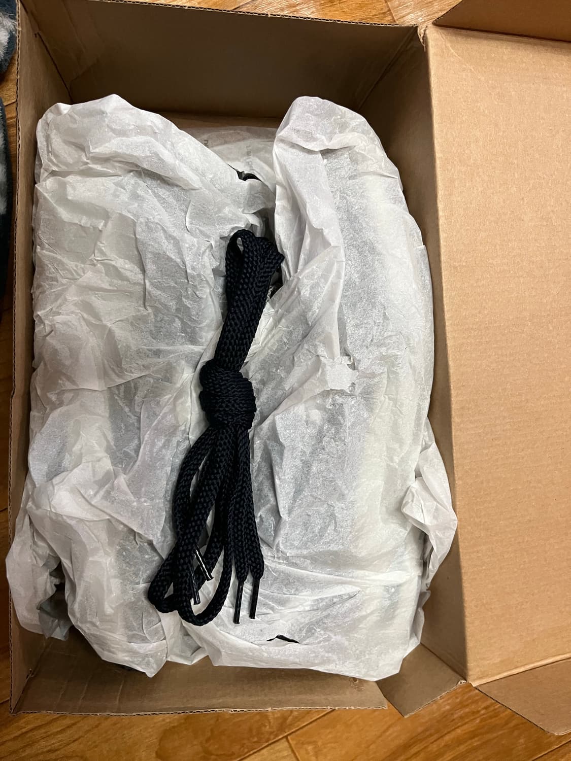 뉴발란스 991v2 네이비 260 팝니다 상품이미지2