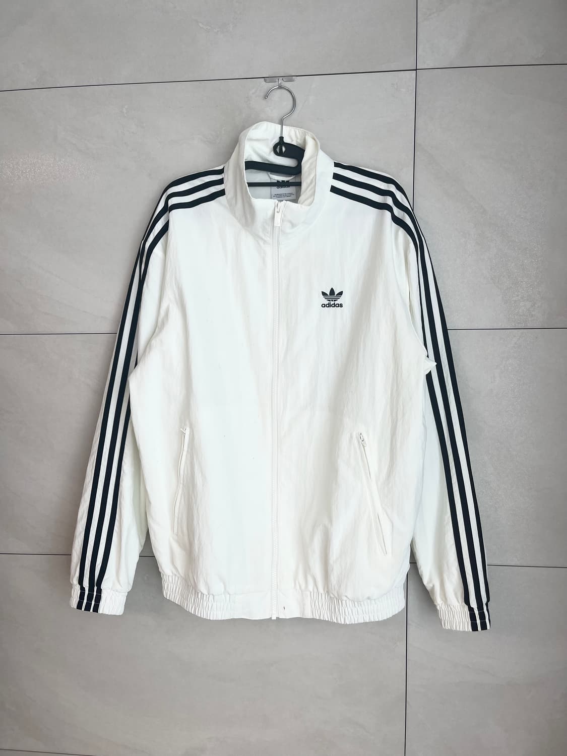 아디다스 파이어버드 흰,검 바람막이 (M)  상품이미지3