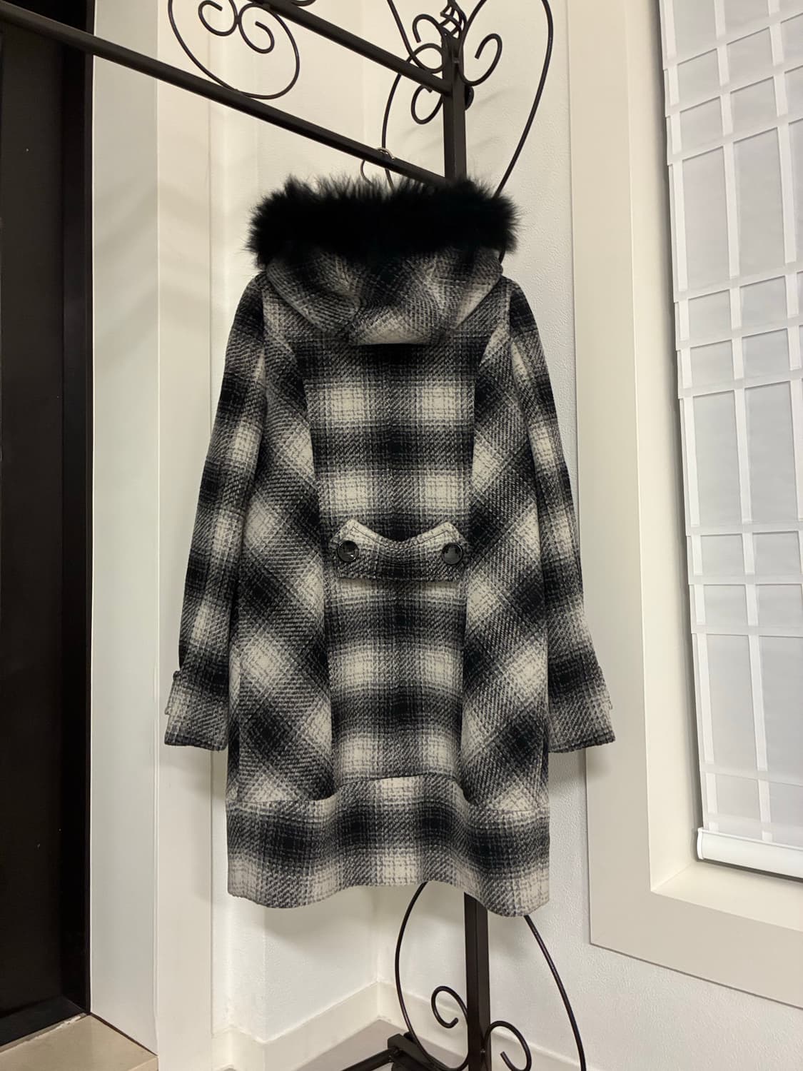 에고이스트 리얼퍼 떡볶이 단추 코트 상품이미지4