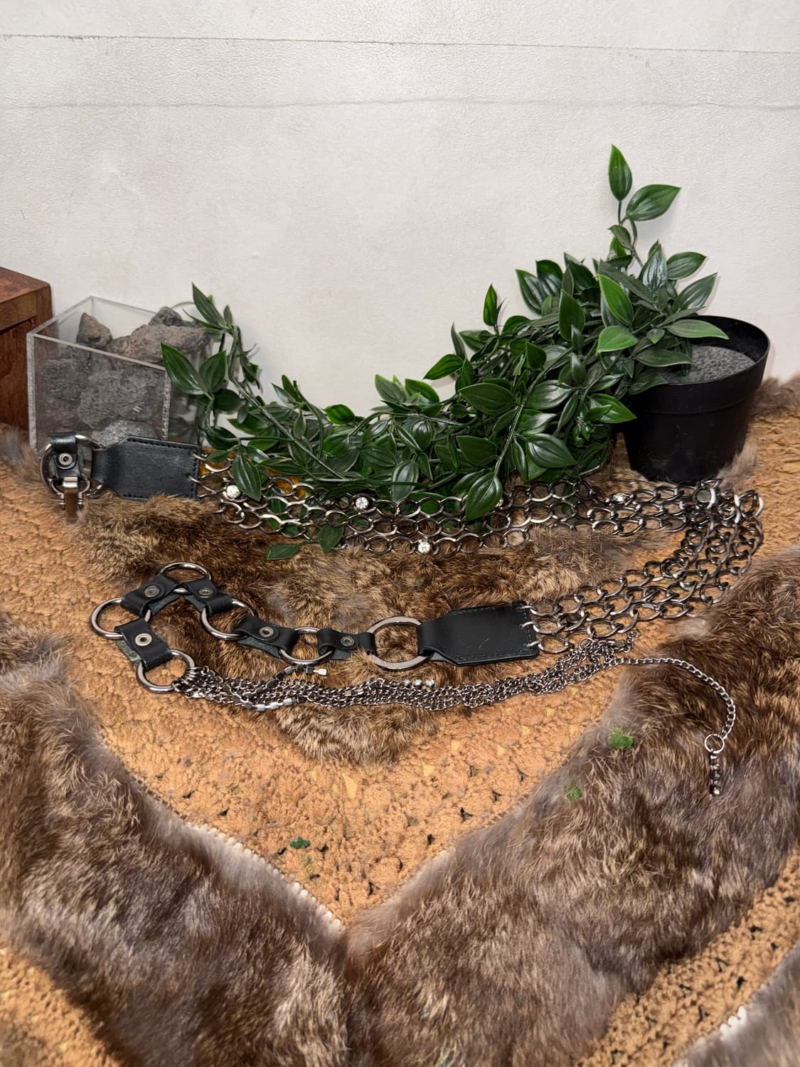 Black cubic point chain belt 상품이미지1