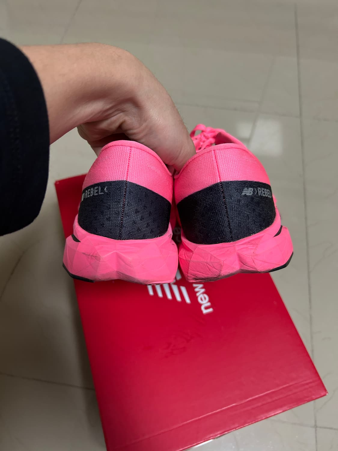 뉴발란스 퓨어셀 레벨 v4 울트라 핑크 블랙 - D 스탠다드 상품이미지3