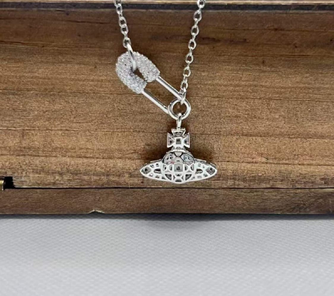 비비안웨스트우드 아카이브 크리스탈 큐빅 세이프티핀 orb 팬던트 목걸이 상품이미지2