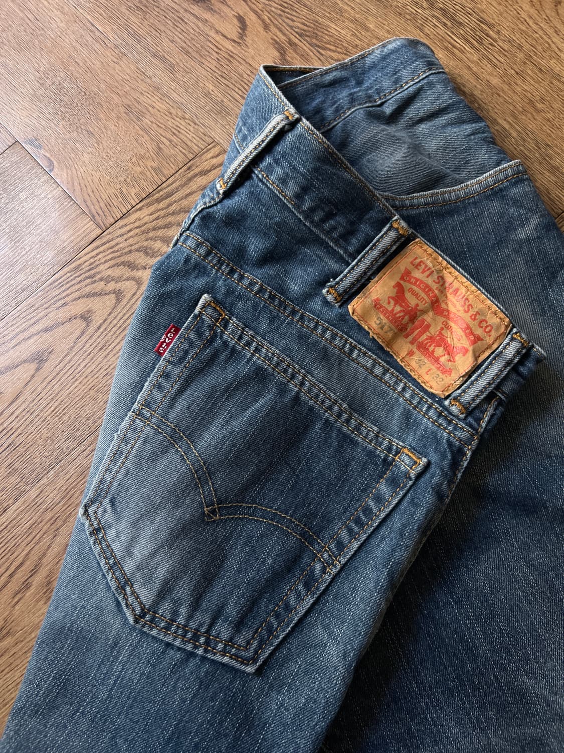 [32]리바이스 517 빈티지 페이딩 플레어핏 데님 팬츠 상품이미지6